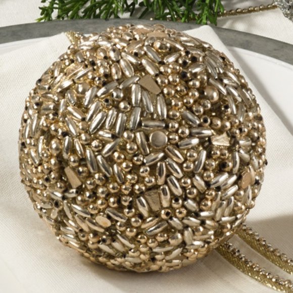 Decorative acrylic beads Choose Gold or Silver plastic ball table orbs, set of 6 - Picture 2 of 3